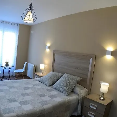 بيت ضيافة Santiago كاريون دي لوس كونديس